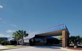 Days Inn By Wyndham Bay City